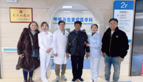 跨越千里的信任，藏族同胞远赴市七院求医