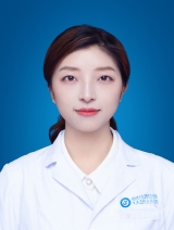 李雯