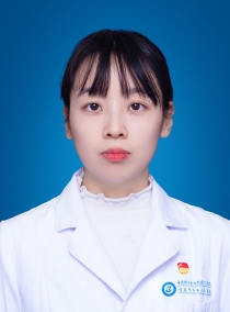 黄媛