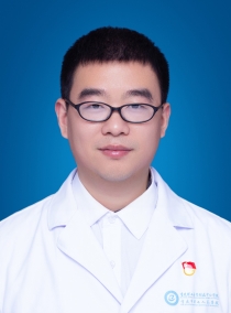 黄立