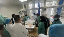 ICU里的“秘密”生日惊喜：爱，能穿越一切屏障