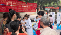 市七院走进社区开展老年血管健康与营养义诊活动